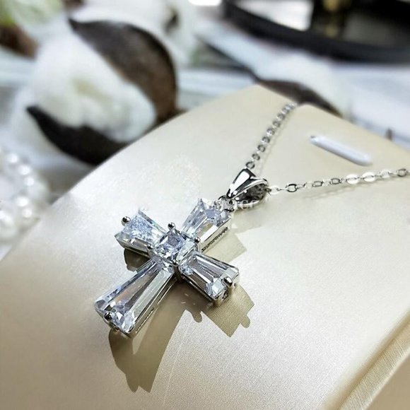 Fashion Dainty Refine White Zircon Filled Cross Necklace for Women, UNVN12402 - Picture 1 of 7